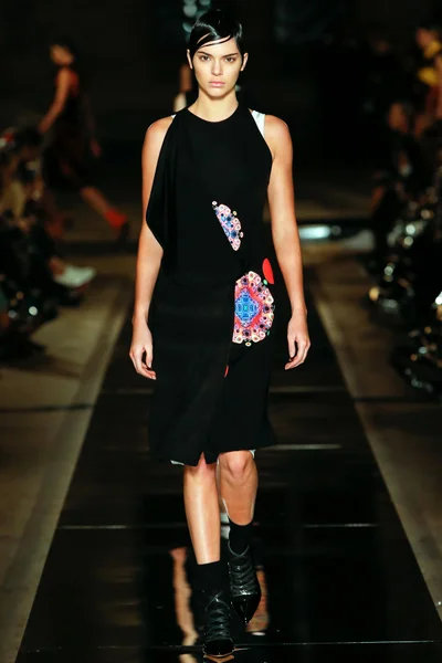 Look 43